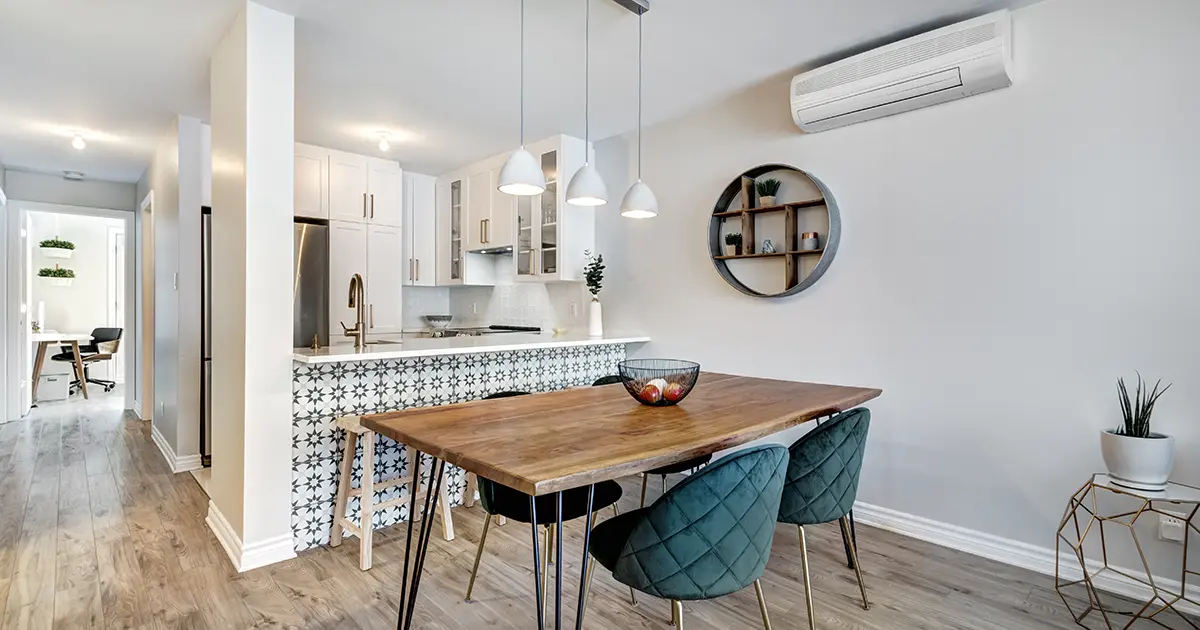 Open space full kitchen in a small condo